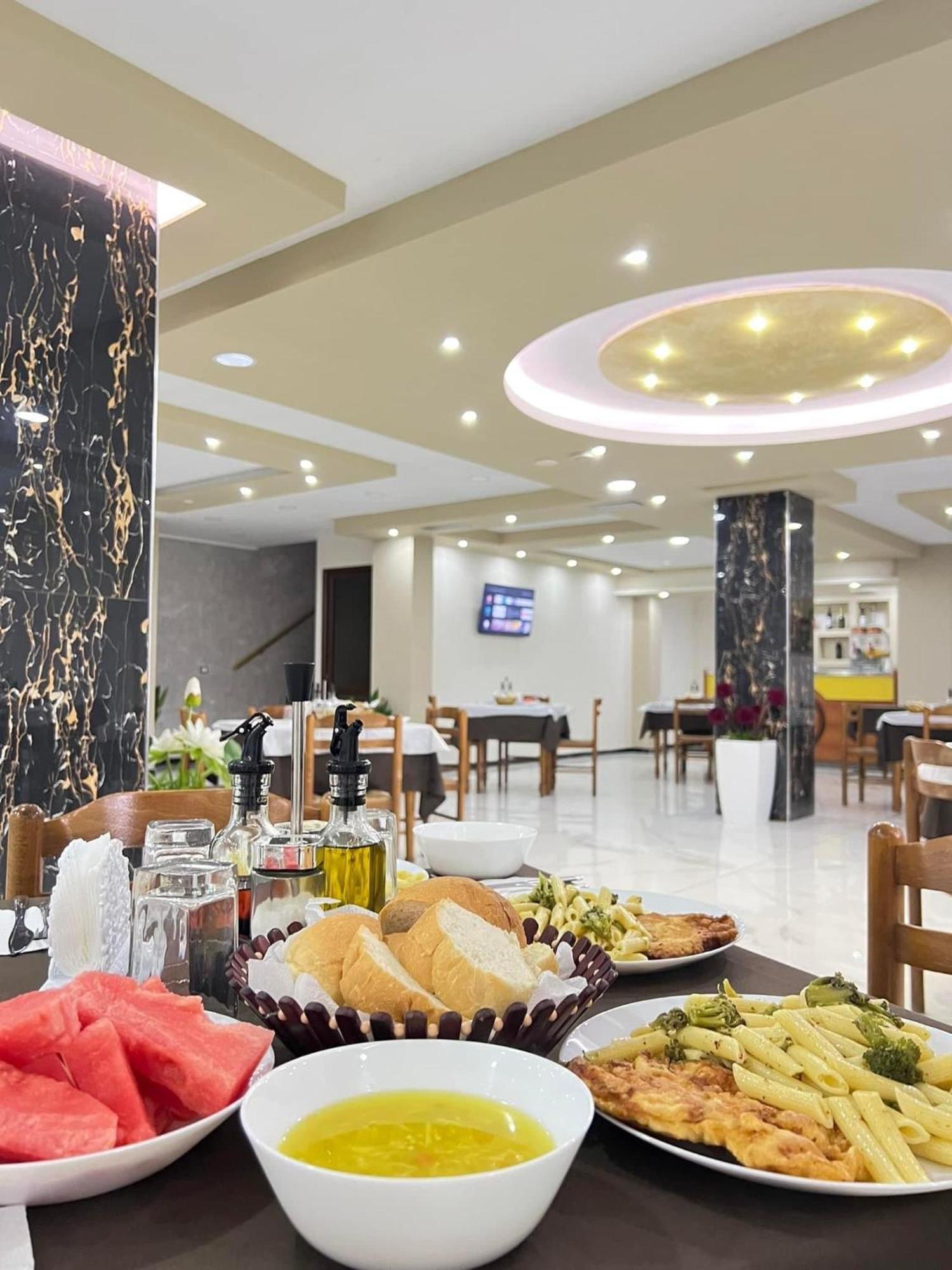 Bed & Breakfast Antik Golem (Tirana)